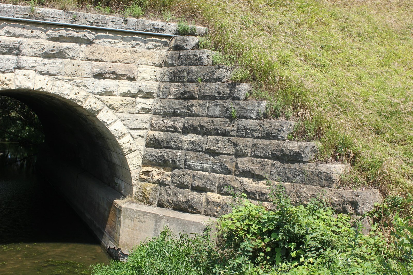 Southeast wing wall